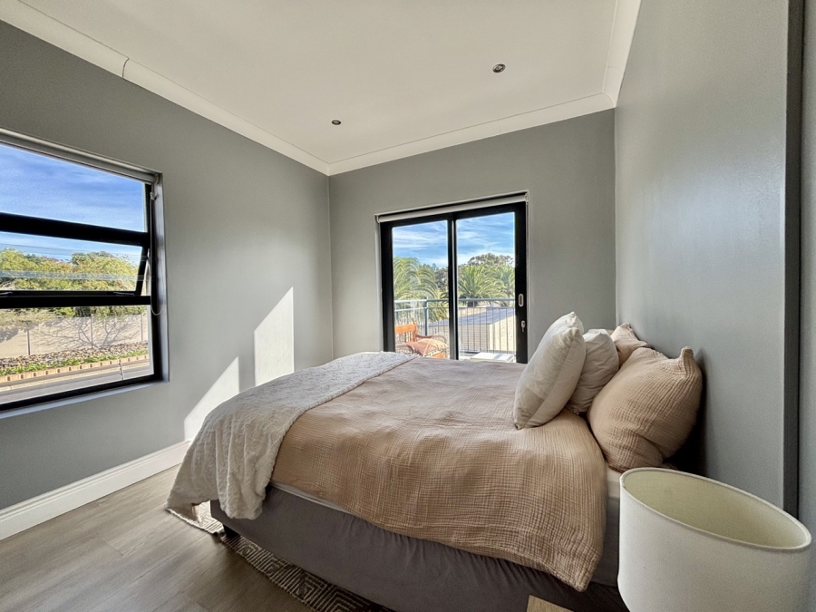 To Let 3 Bedroom Property for Rent in Vierlanden Western Cape